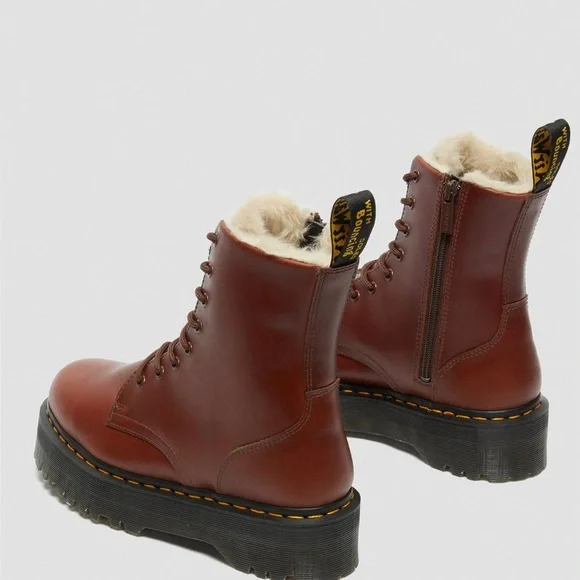 NEW DR MARTENS JADON FAUX FUR LINED PLATFORM BOOTS - Picture 4 of 7